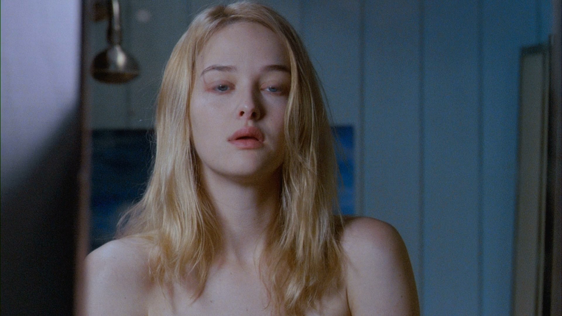 issac newton is an ugly gay jess weixler breasts