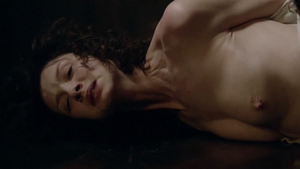 Caitriona Balfe - Outlander s01e08 (2014) HD 720p