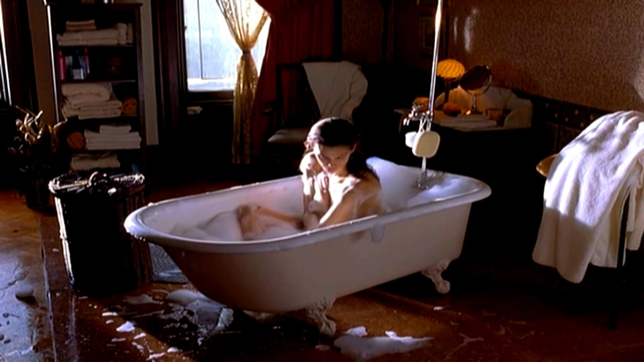 Cindy Crawford - The Simian Line (2000) HD 720p