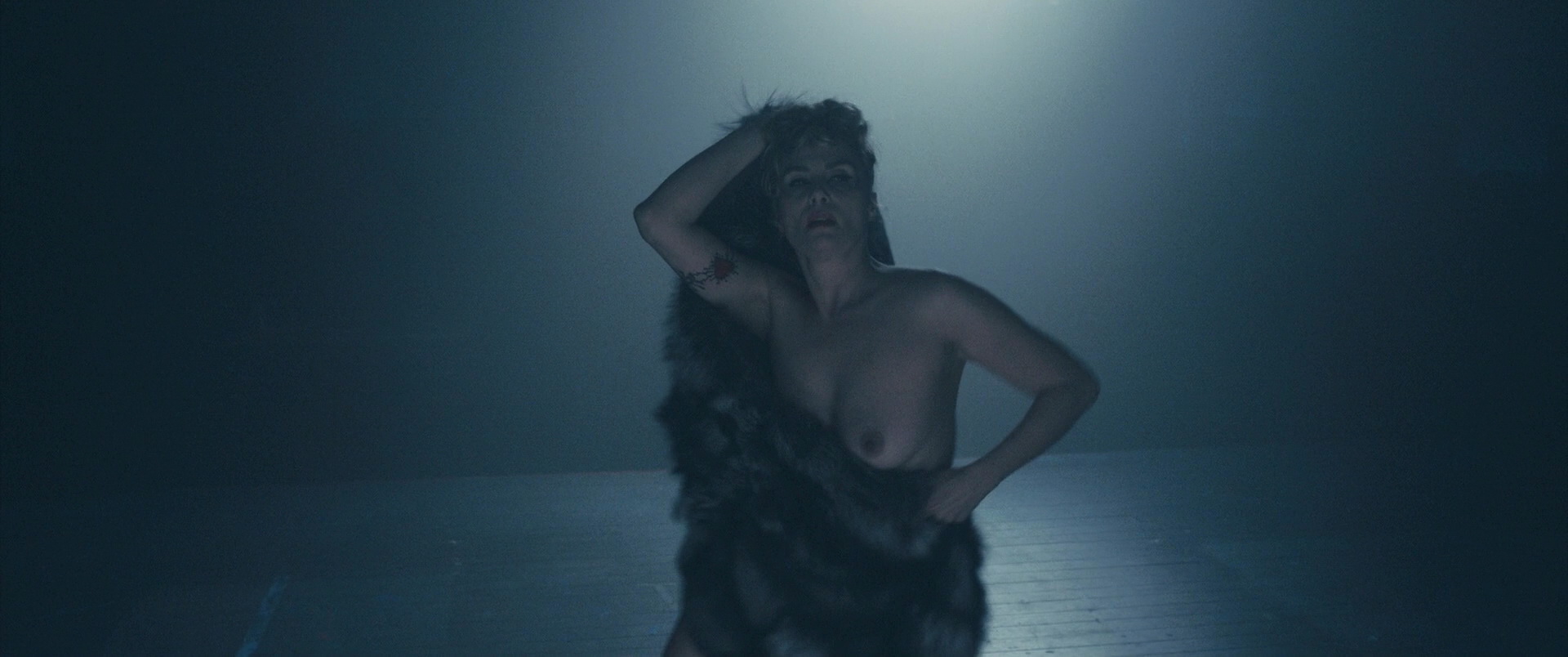 Emmanuelle Seigner - Venus in Fur (2013) HD 1080p