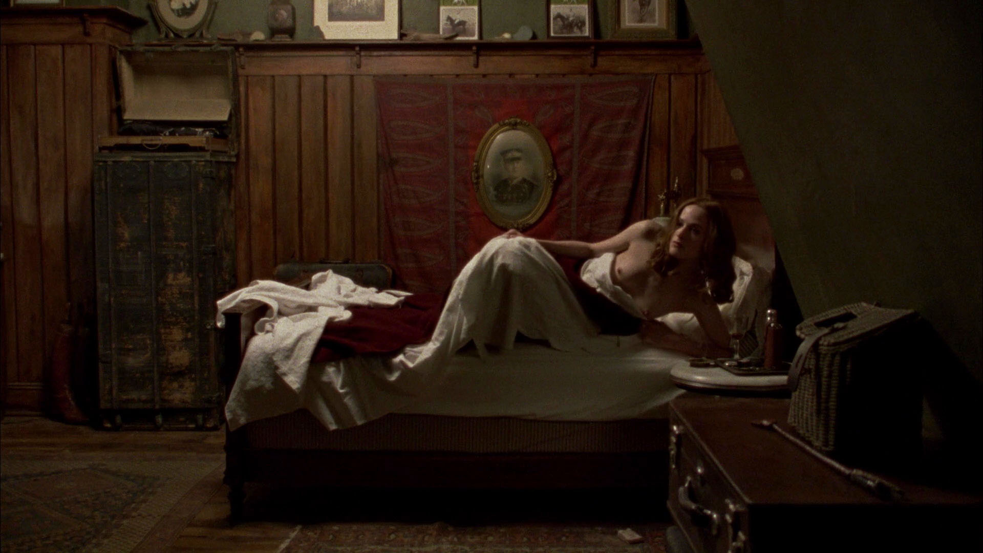 Evan Rachel Wood - Mildred Pierce (2011) HD 1080p
