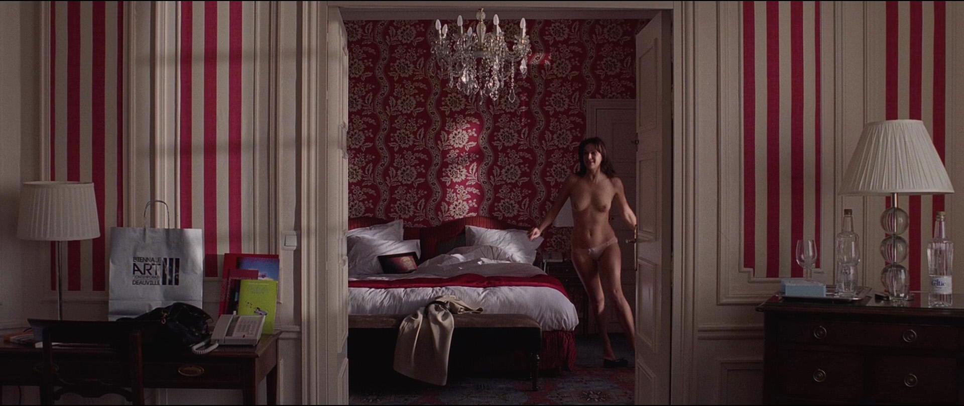 Helena Noguerra - Hotel Normandy (2013) HD 1080p