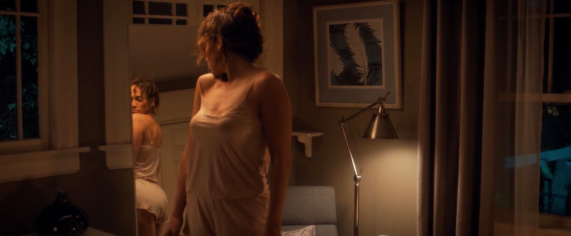 Jennifer Lopez, Lexi Atkins - The Boy Next Door (2015) HD 1080p