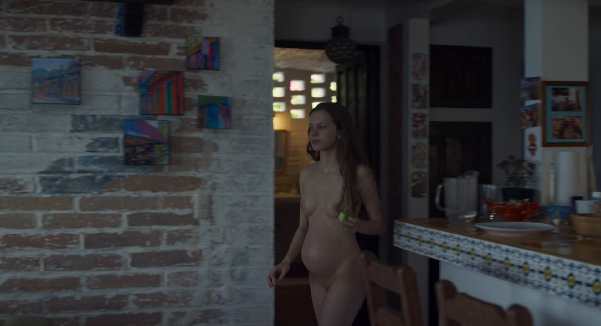 Ana Valeria Becerril - Las hijas de Abril (2017) HD 1080p