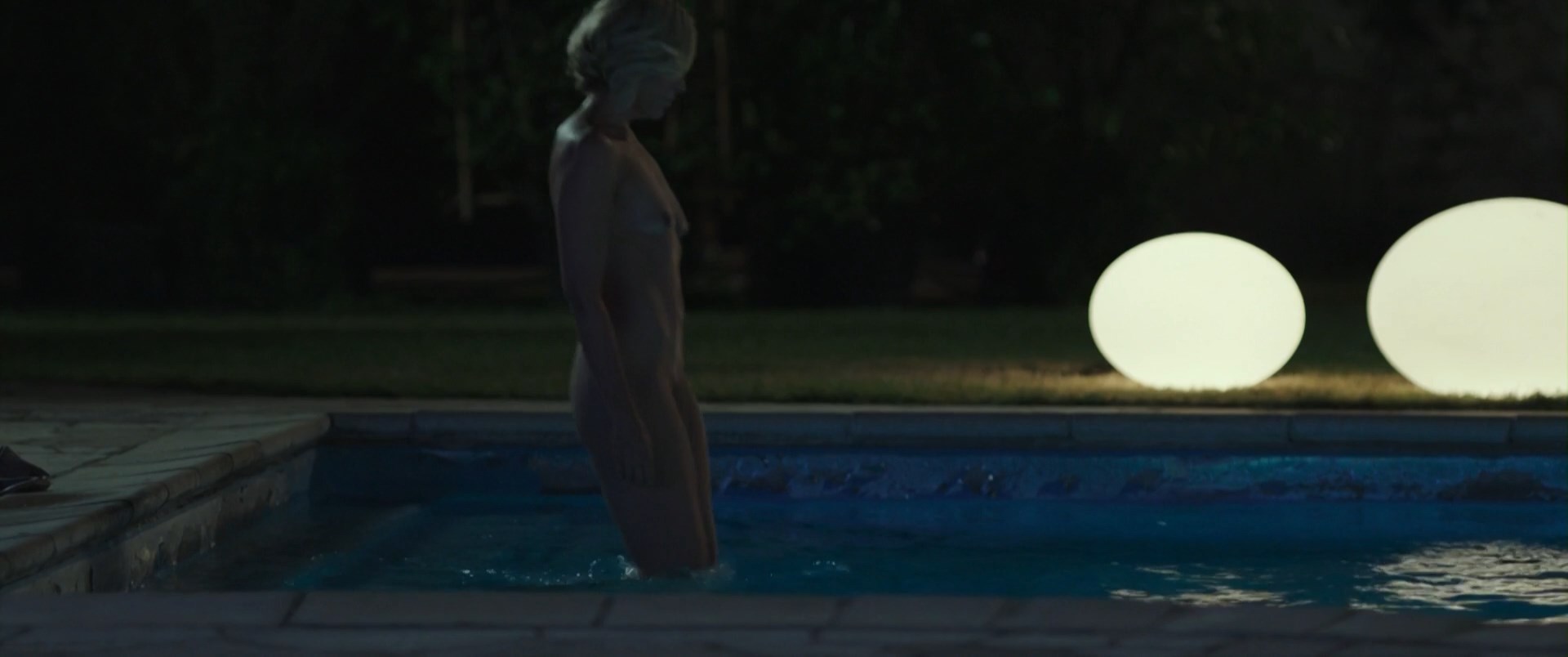 Toni Collette - Madame (2017) HD 1080p