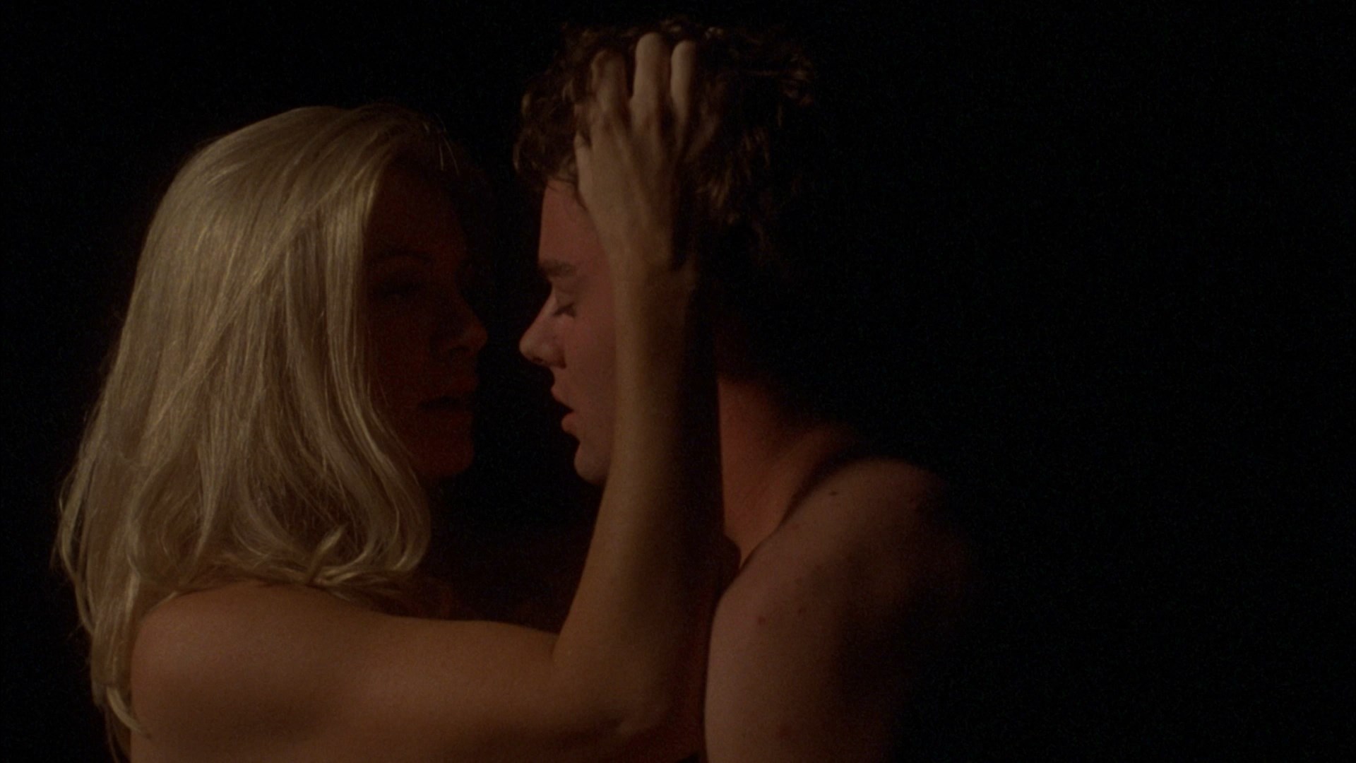 Shannon tweed lesbian scene