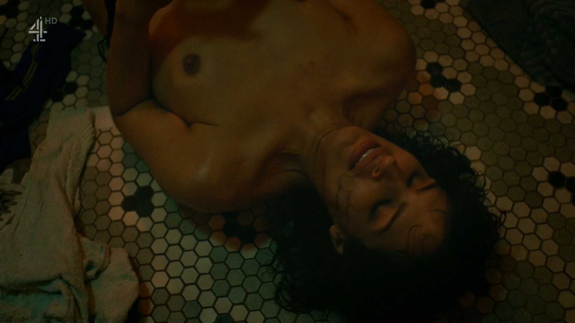 Desiree Akhavan - The Bisexual S01E02 - 1080p.