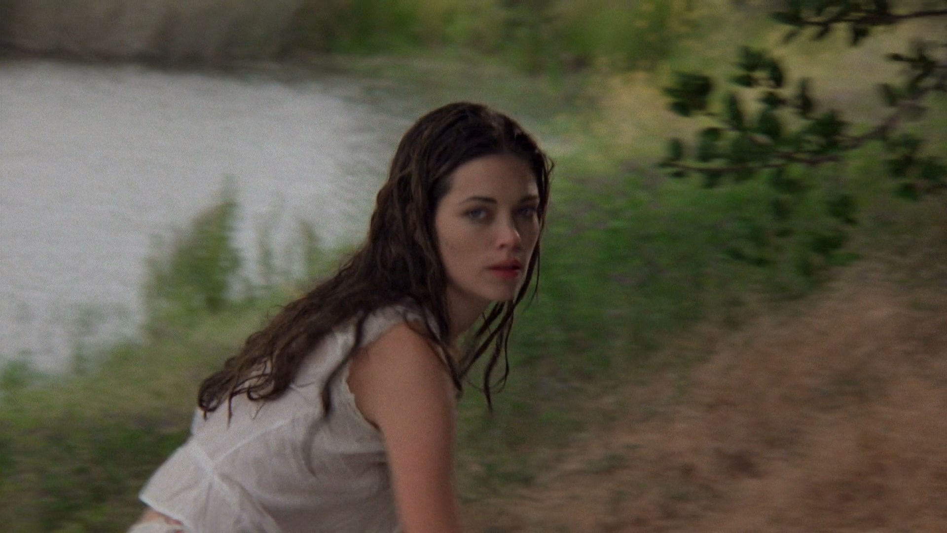 Amelia Heinle - Purgatory - 1080p.