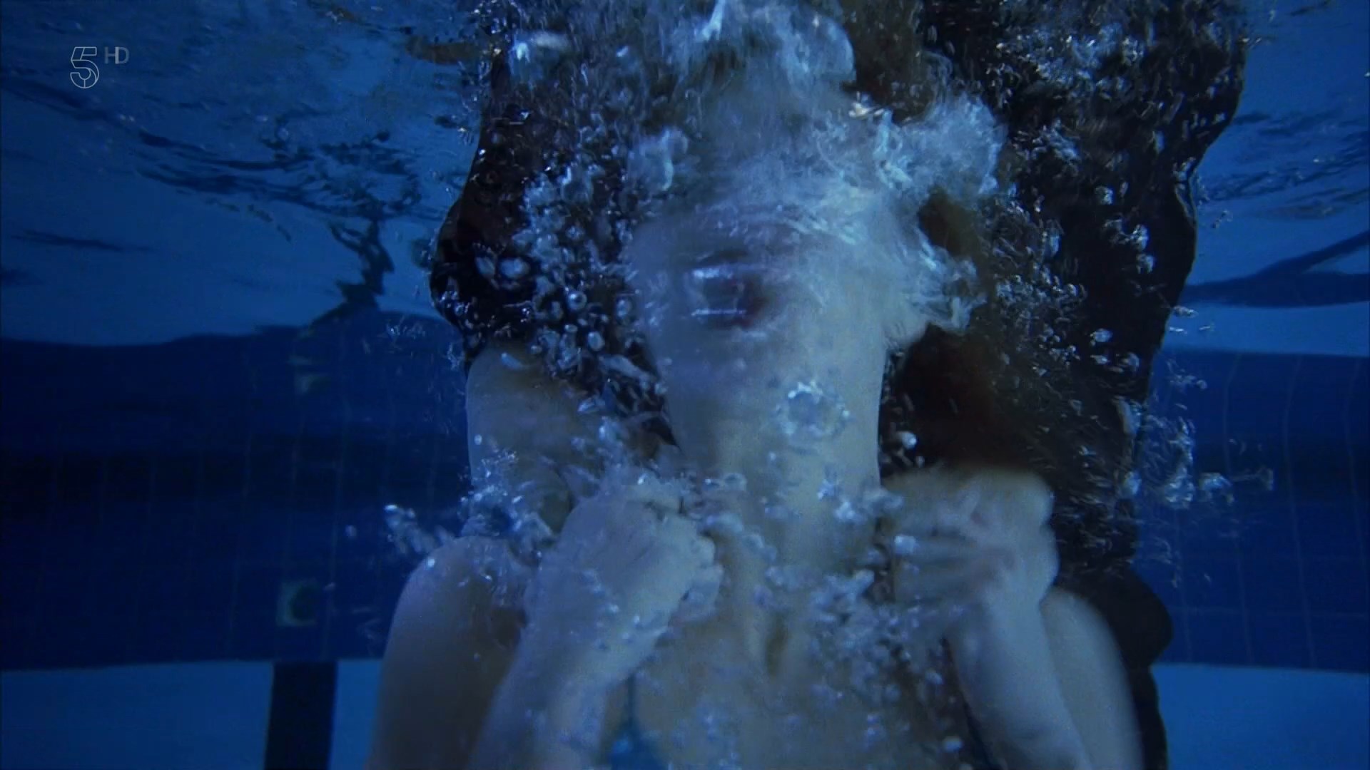 Jennifer Love Hewitt - The Tuxedo - 1080p.