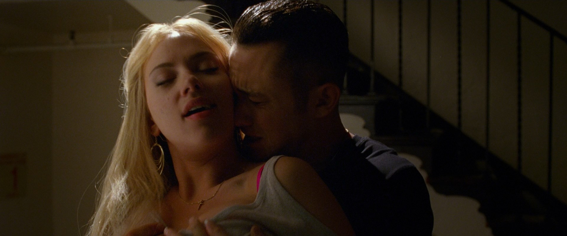 Scarlett Johansson - Don Jon - 1080p.