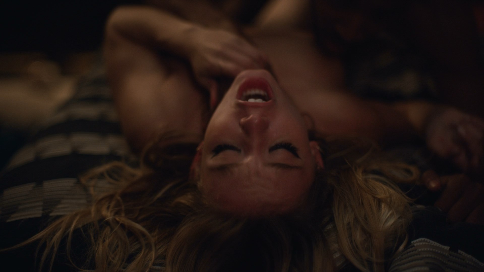 Alexa Demie, Sydney Sweeney - Euphoria S01E01 - 1080p.