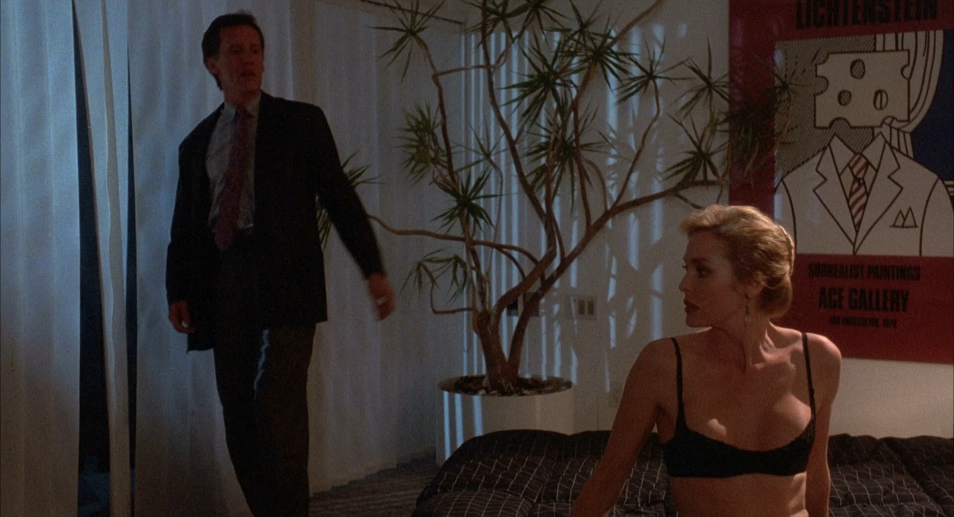 Victoria Tennant is wearing bra and panties in this clip.