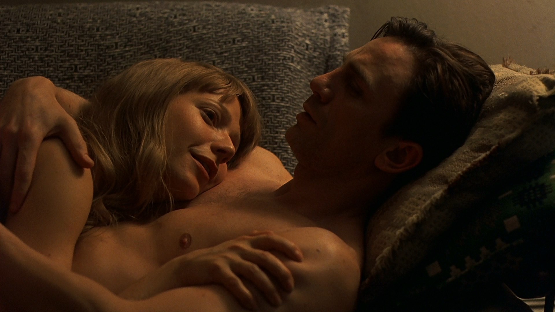 Slideshow gwyneth paltrow sylvia nude scene.