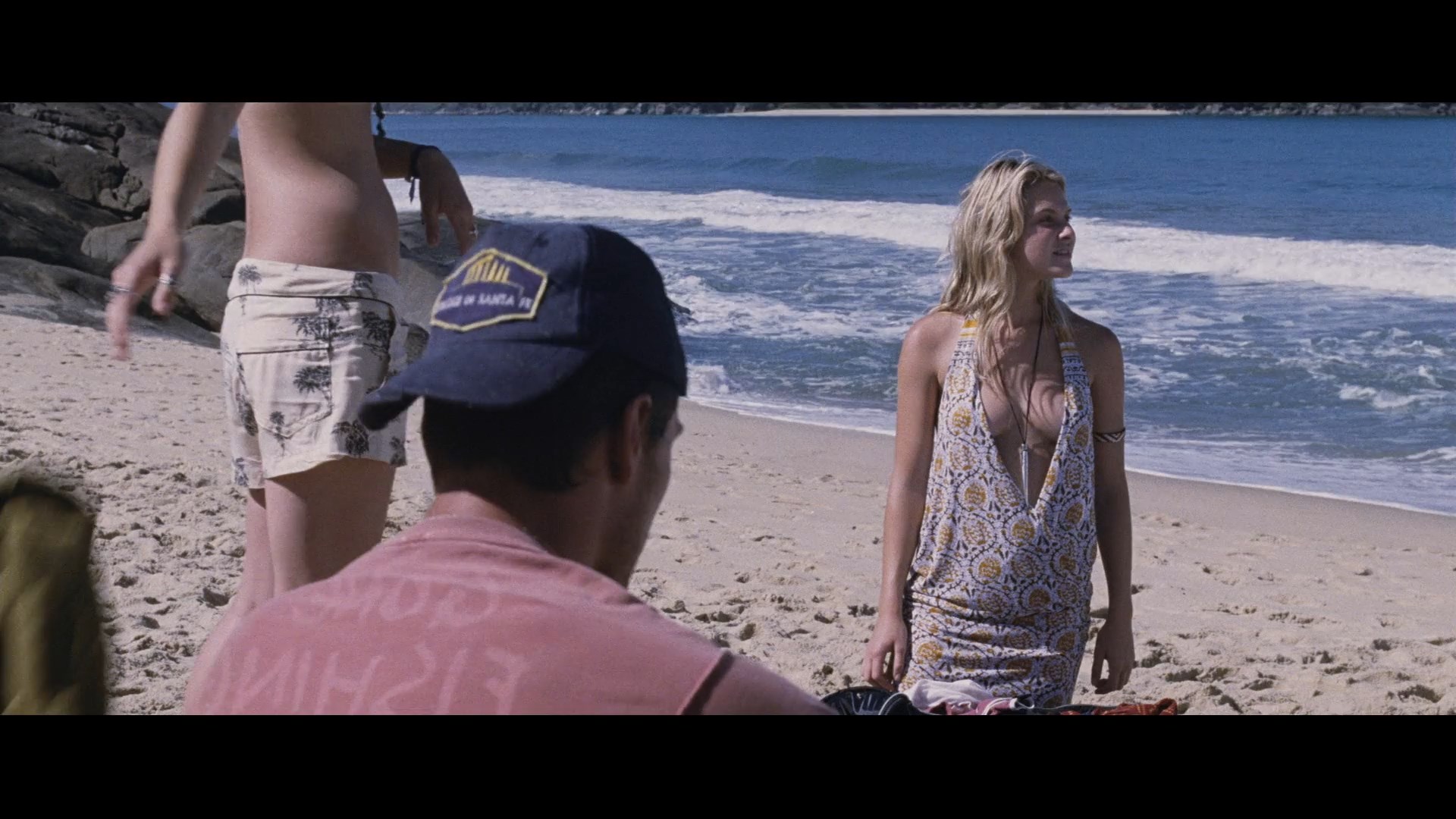 Beau Garrett, Lucy Ramos, Melissa George(nn) - Turistas - 1080p 