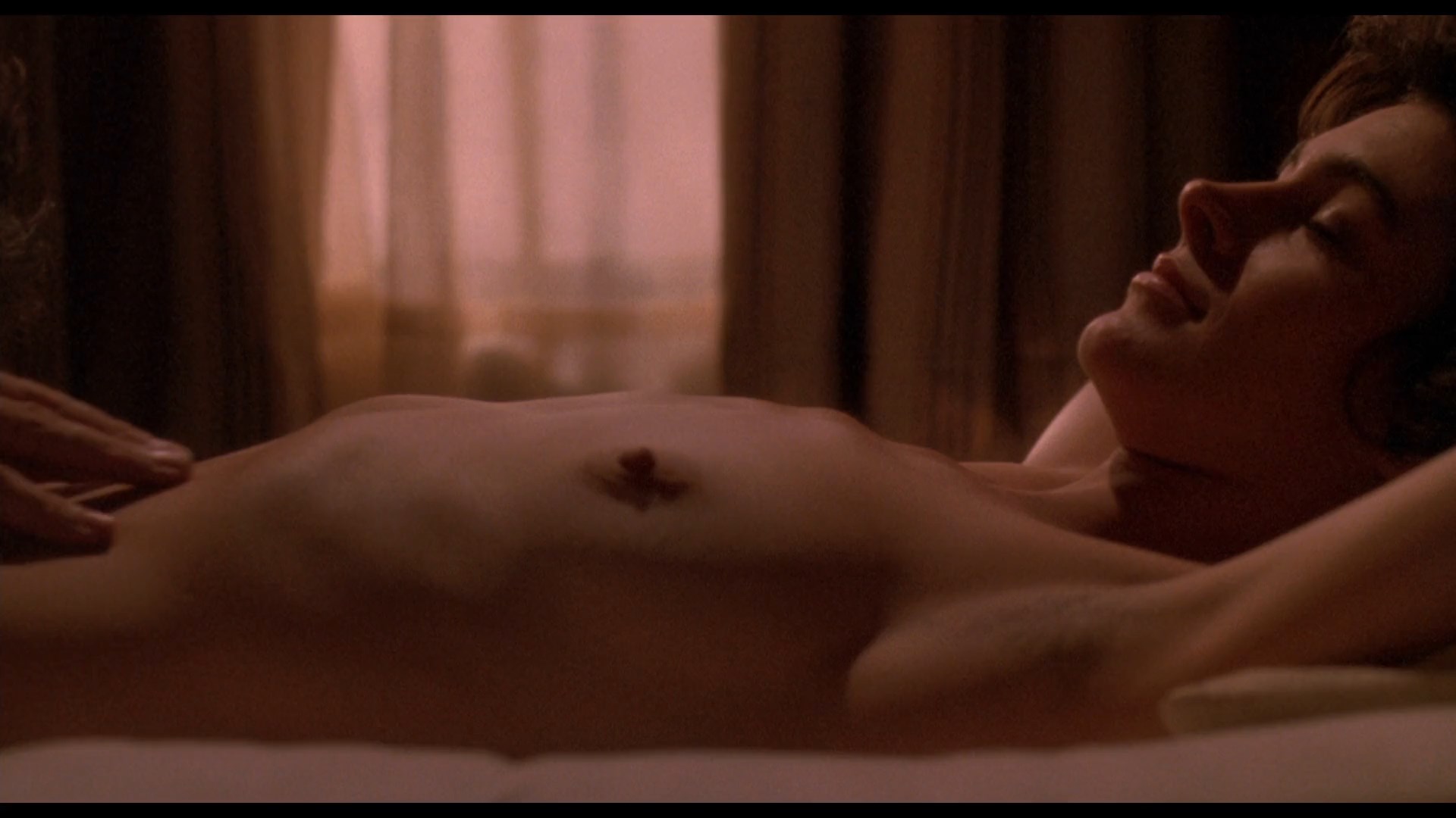 Sean Young, Fern Dorsey - Love Crimes - 1080p.