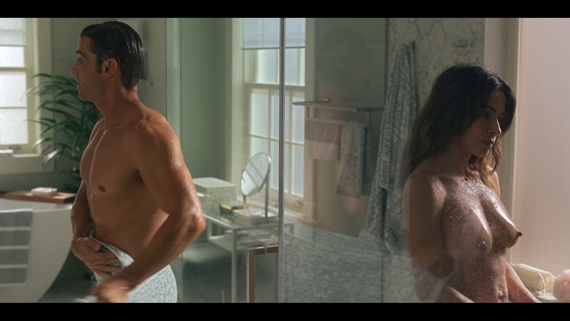 Sarah Shahi - Sex Life S1 - 1080p.