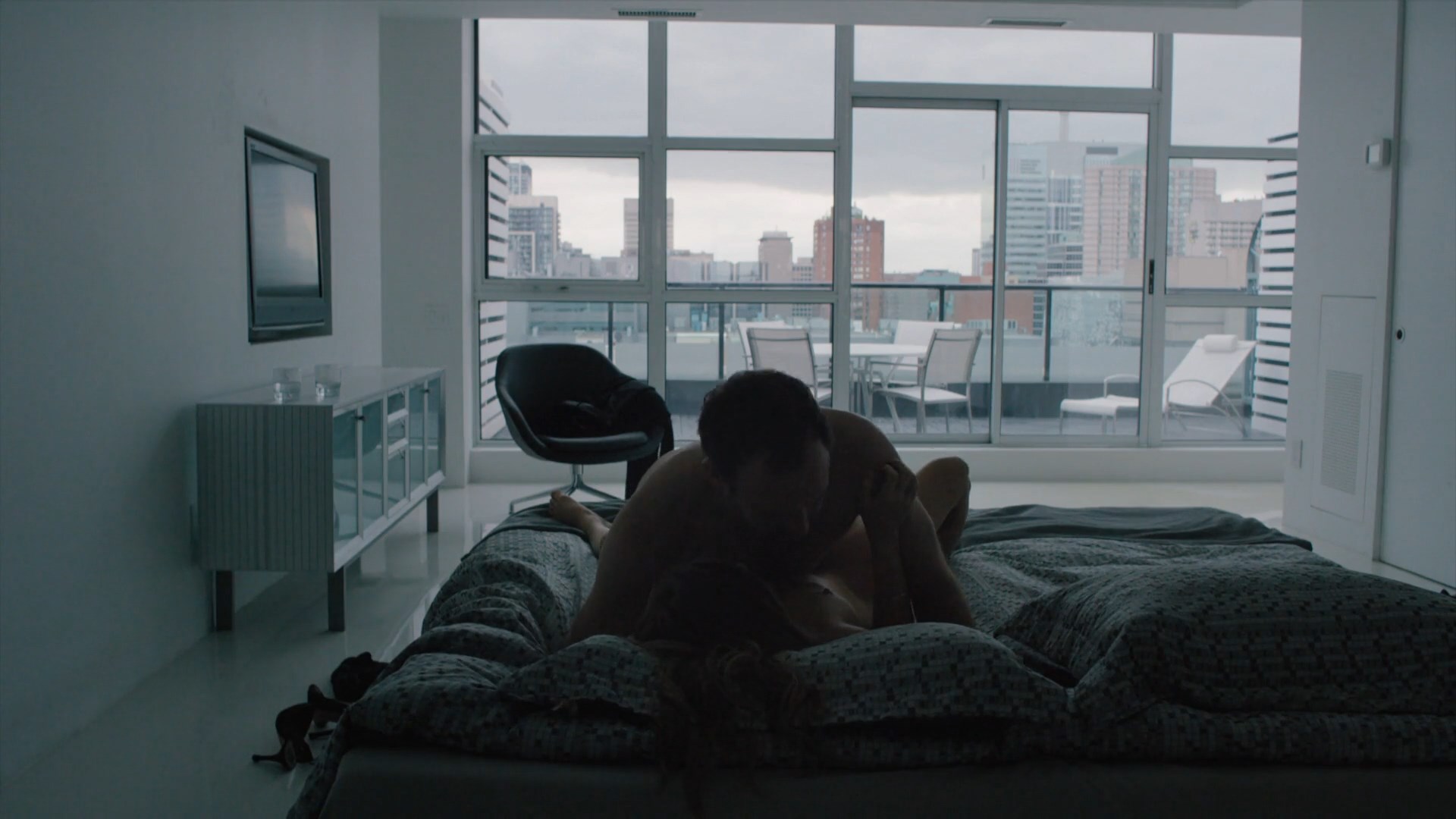 Riley Keough, Kate Lyn Sheil - The Girlfriend Experience S01 - 1080p.
