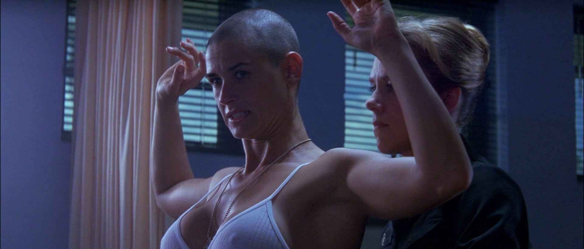 Demi Moore - G.I. Jane (1997) HD 1080p.