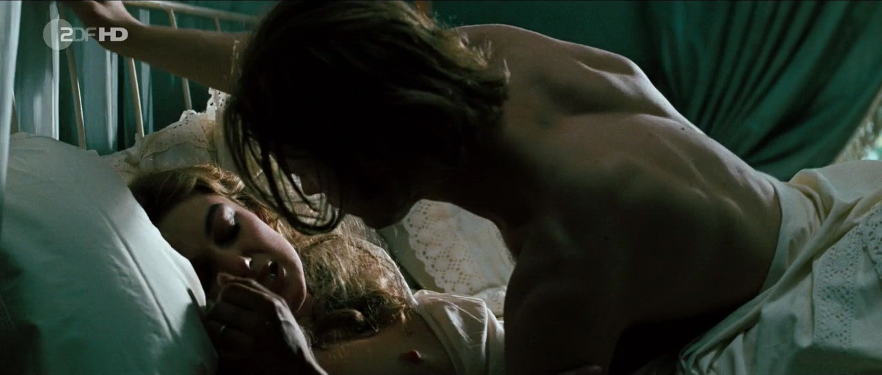 Keira Knightley Nude The Jacket