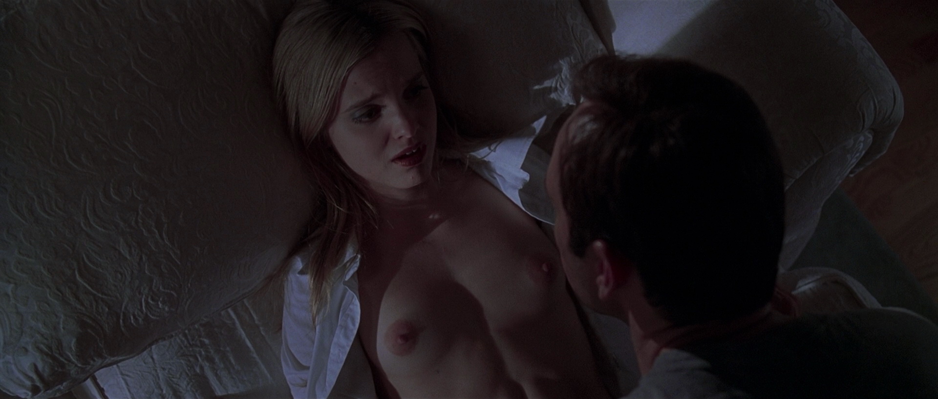 Mena Suvari - American Beauty (1999) HD 1080p.