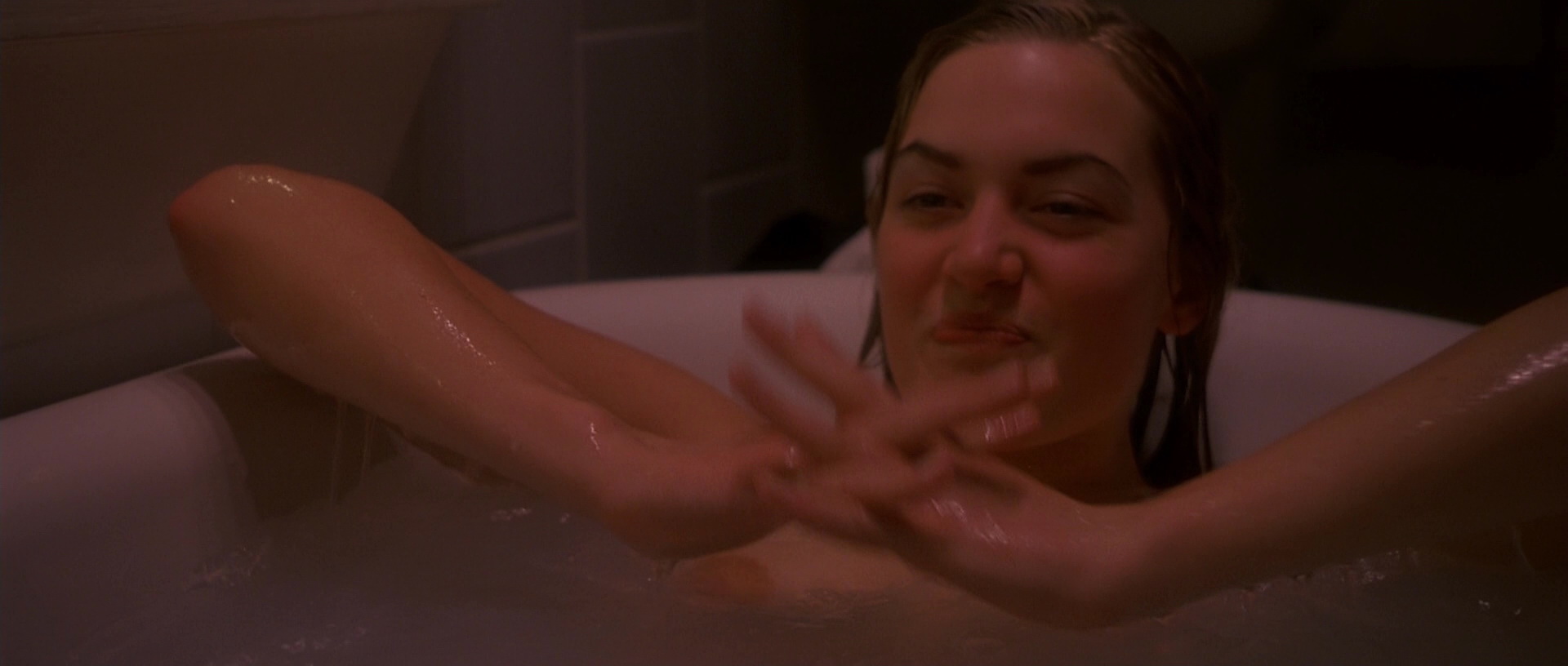 Heavenly Creatures Nude Scenes. 