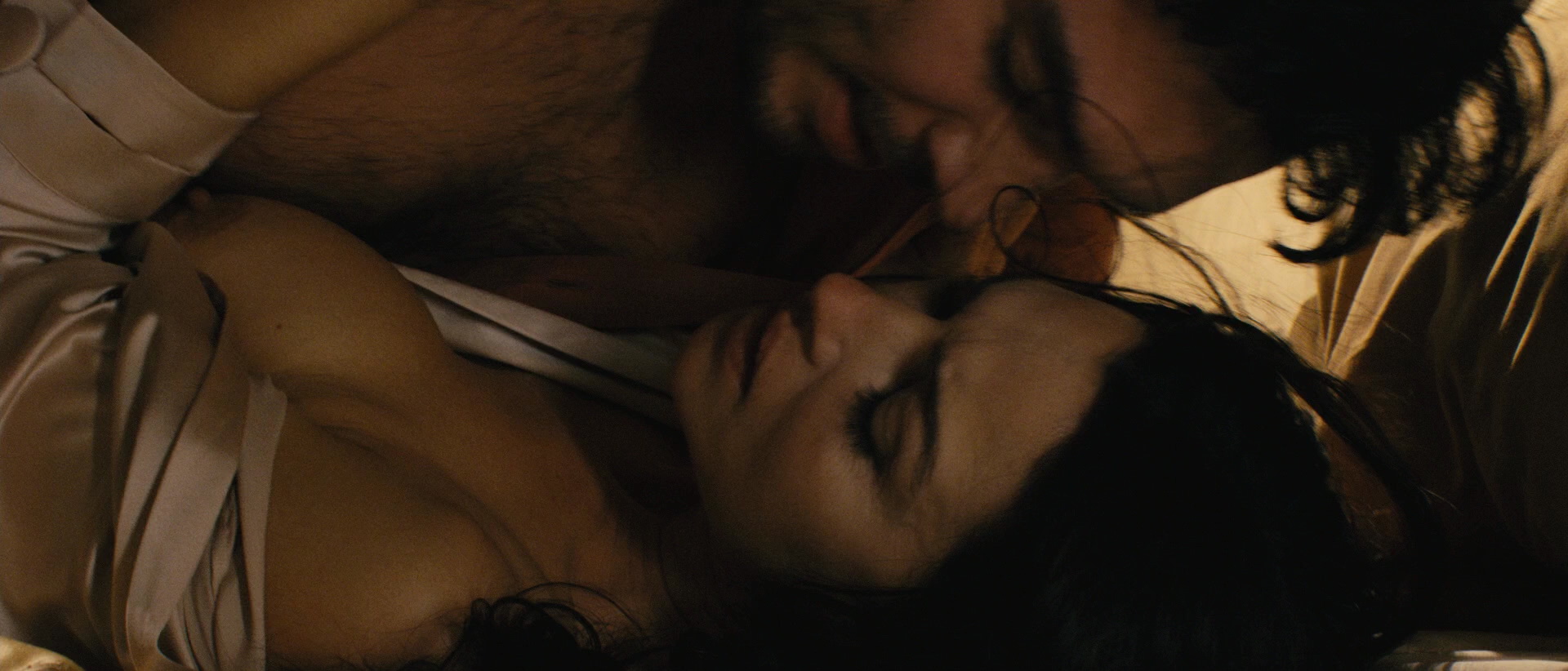 Monica Bellucci - Don’t Look Back (2009) HD 1080p