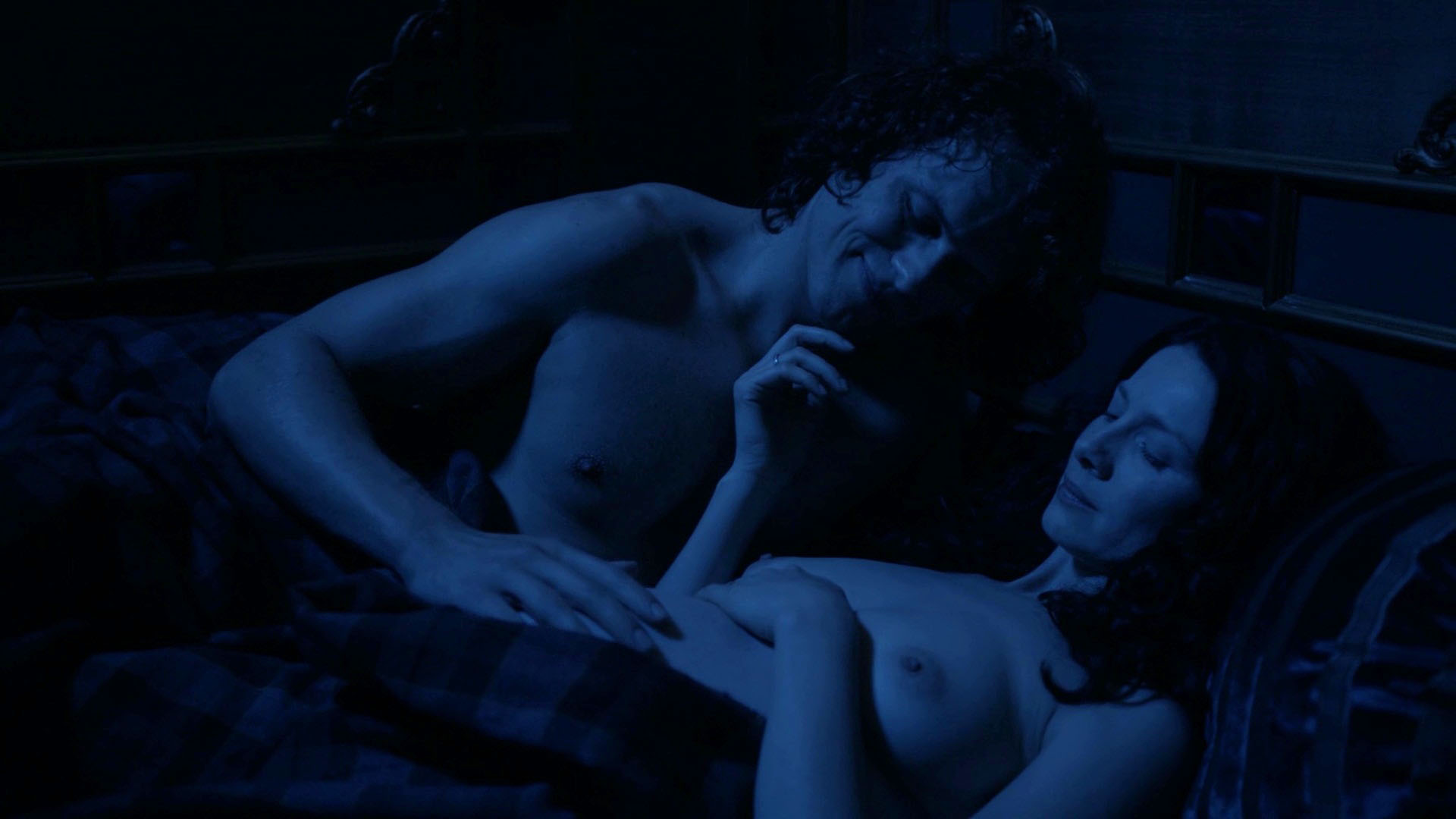 Outlander Nude Scenes. 