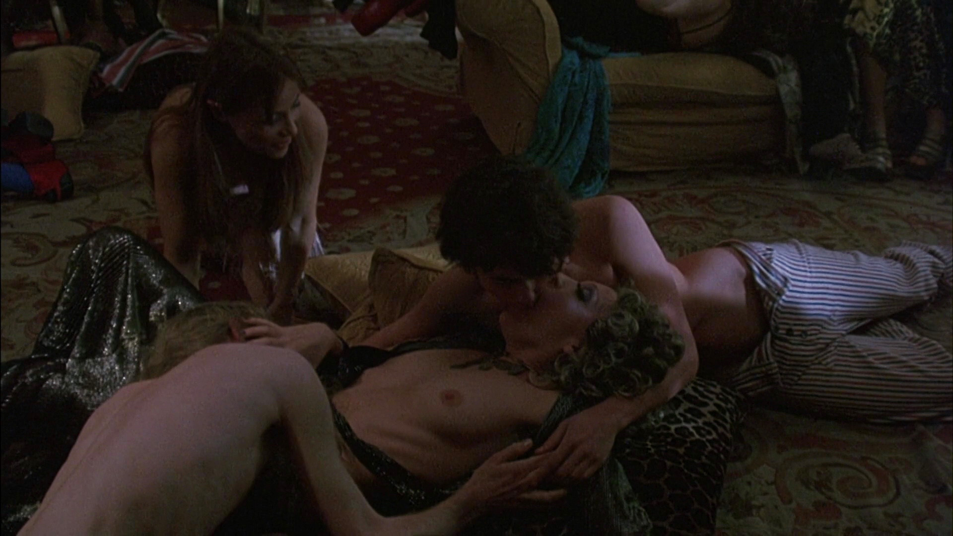 Velvet Goldmine Nude Scenes. 