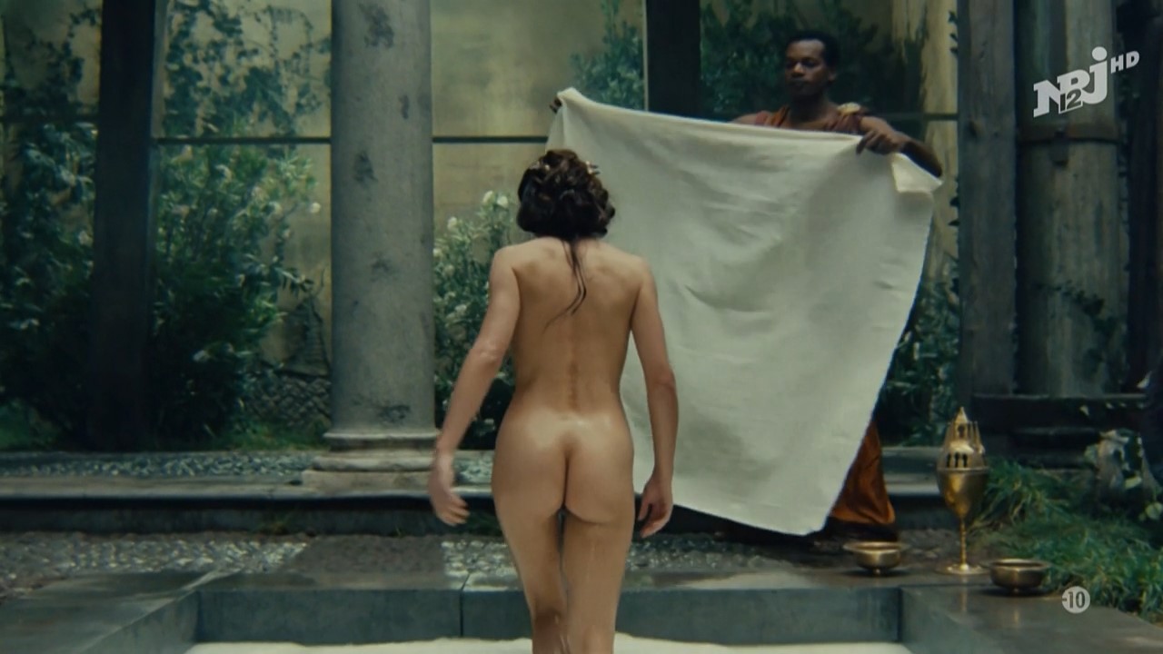 Carole Bouquet Nude In Hot Scenes