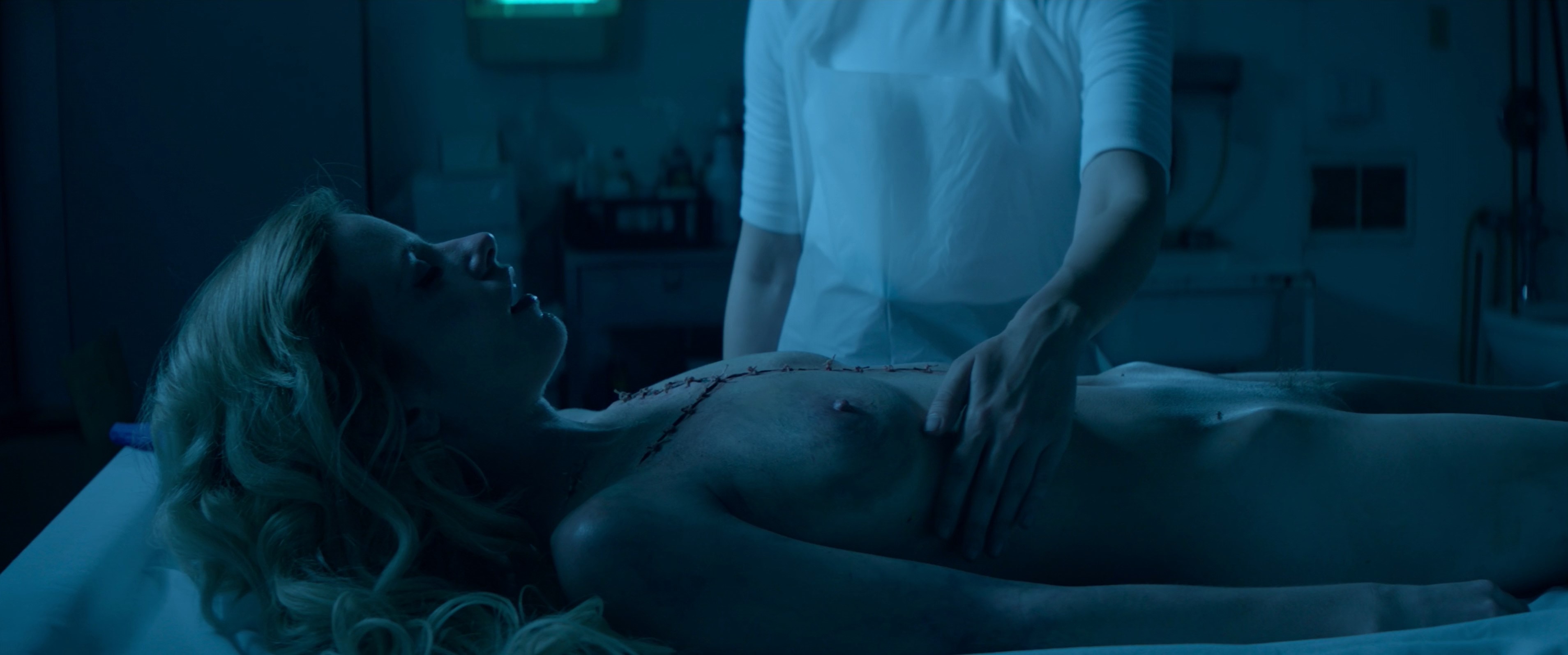 Cody Renee Cameron, Jena Malone - The Neon Demon (2016) UHD 4K