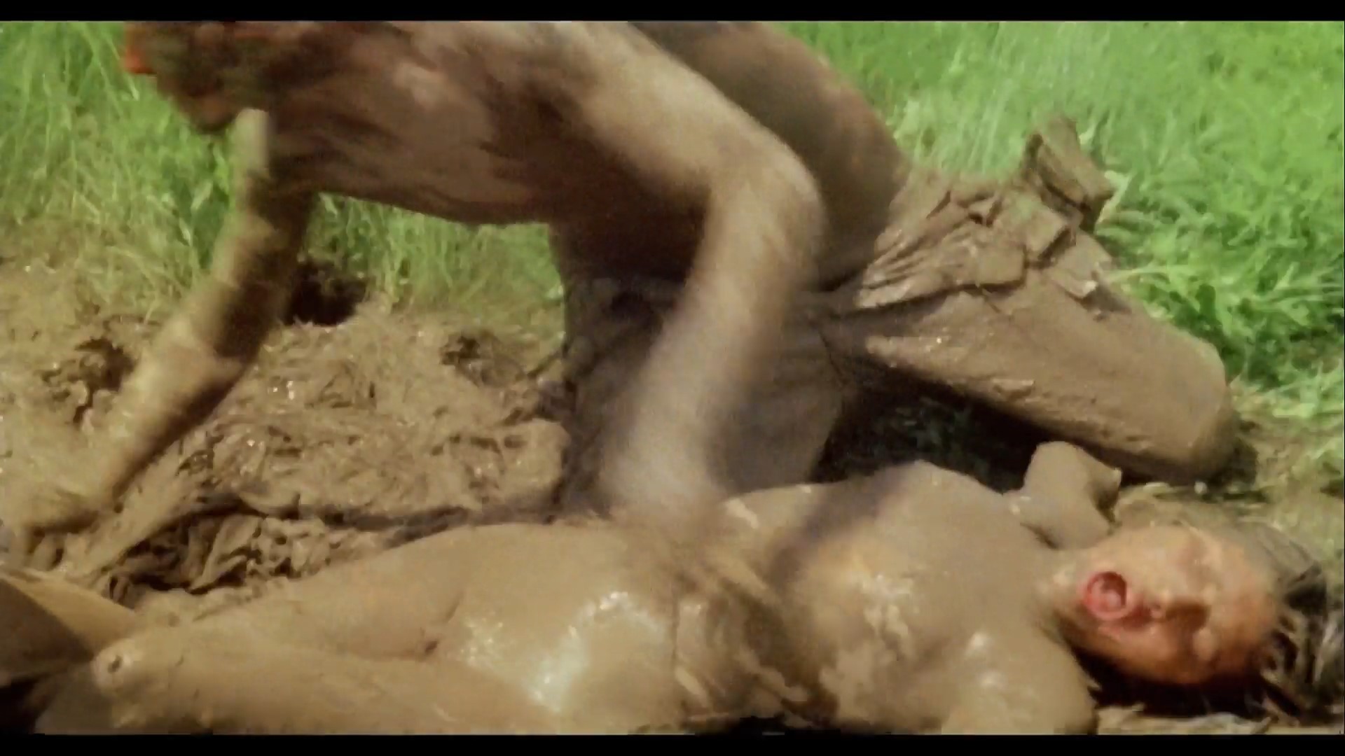 Cannibal Holocaust Nude Scenes. 