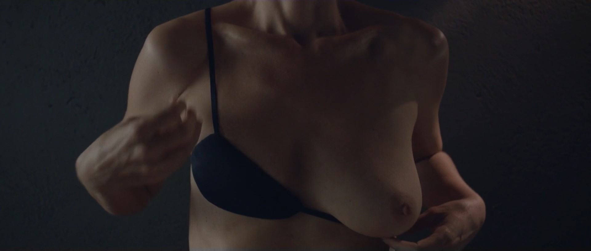 Nathalie le Gosles - Singular (2016) HD 1080p