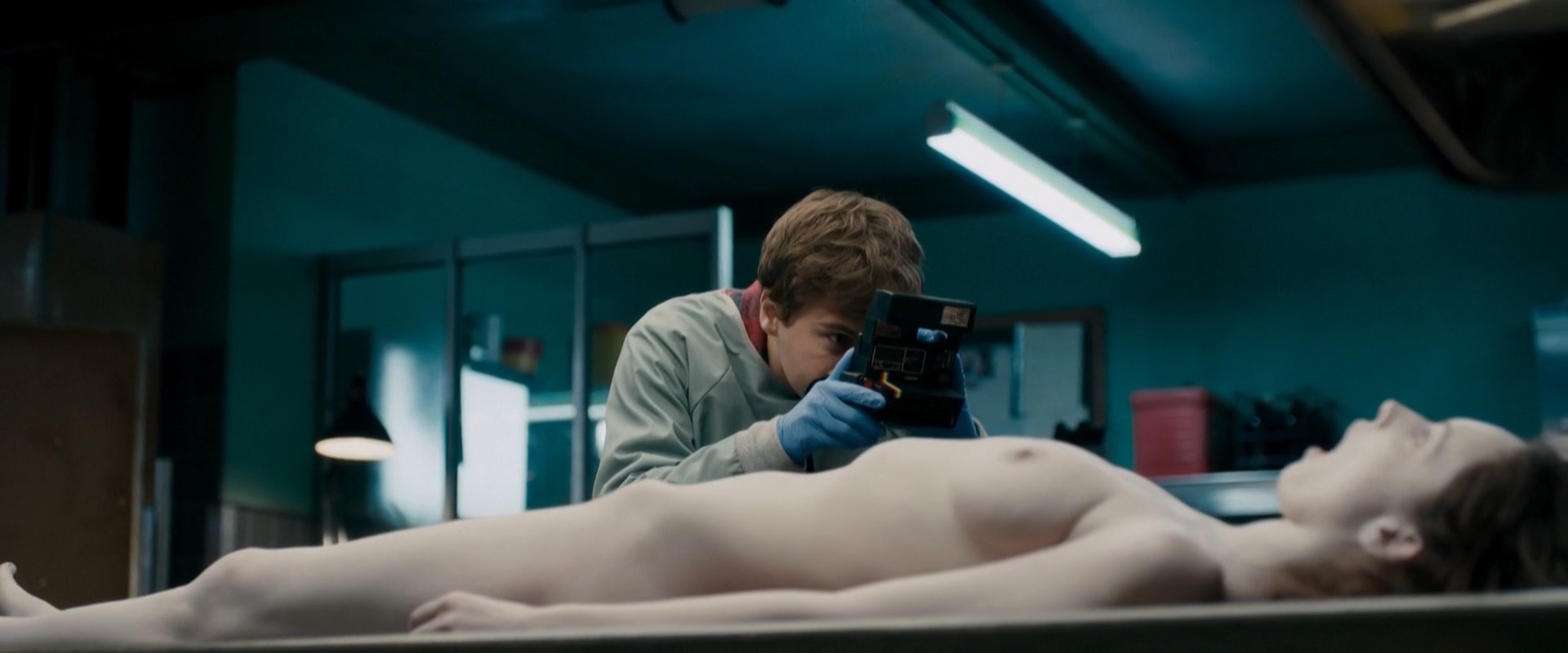 Olwen Catherine Kelly - The Autopsy of Jane Doe (2016) HD 1080p