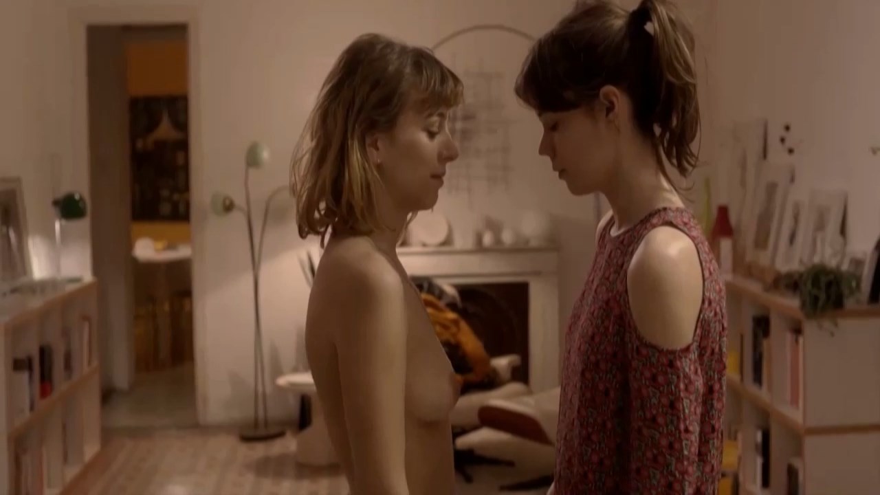 Nausicaa Bonnín, Laia Costa - Citas s01e02 (2016) HD 720p